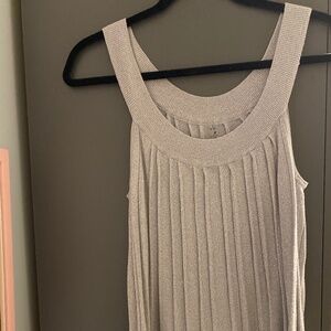 Beautiful Shiny top size uk 8/ Eur 36